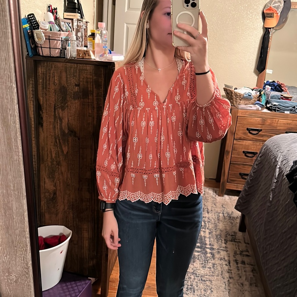 American Eagle shirt